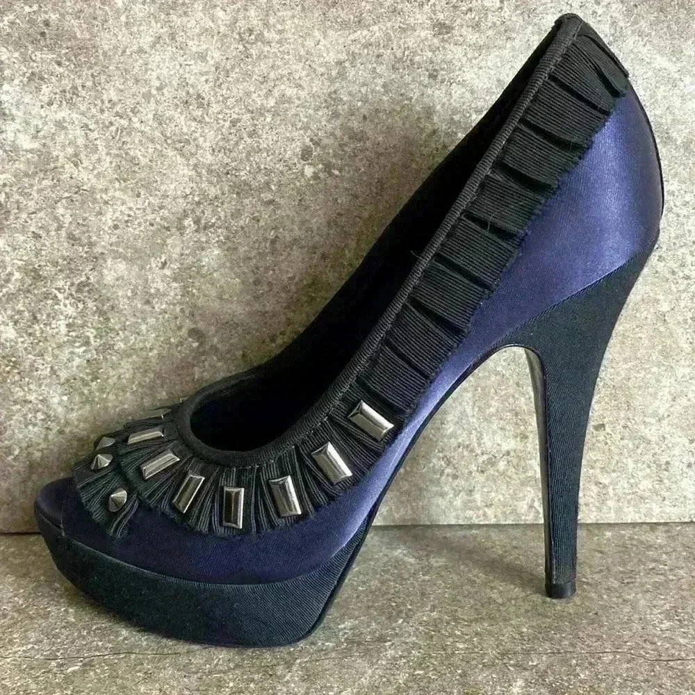 Tory Burch Peep Toe Metal Studs Black & Navy Blue Women’s Size 6.5